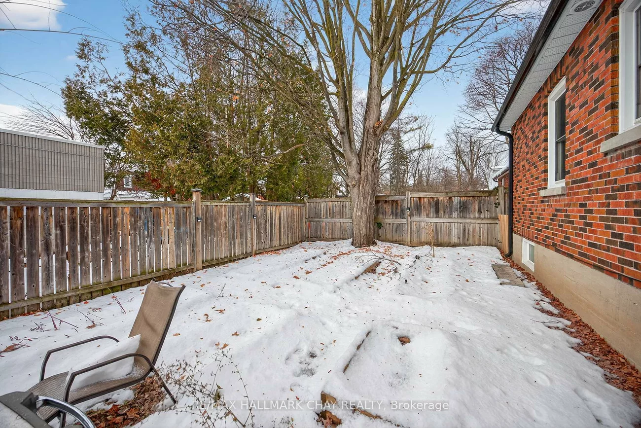 68, Drury, Wellington, Barrie