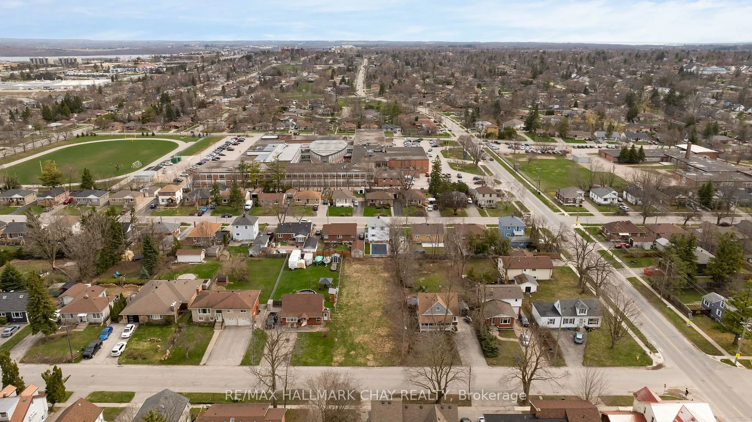 147, Peel, Wellington, Barrie