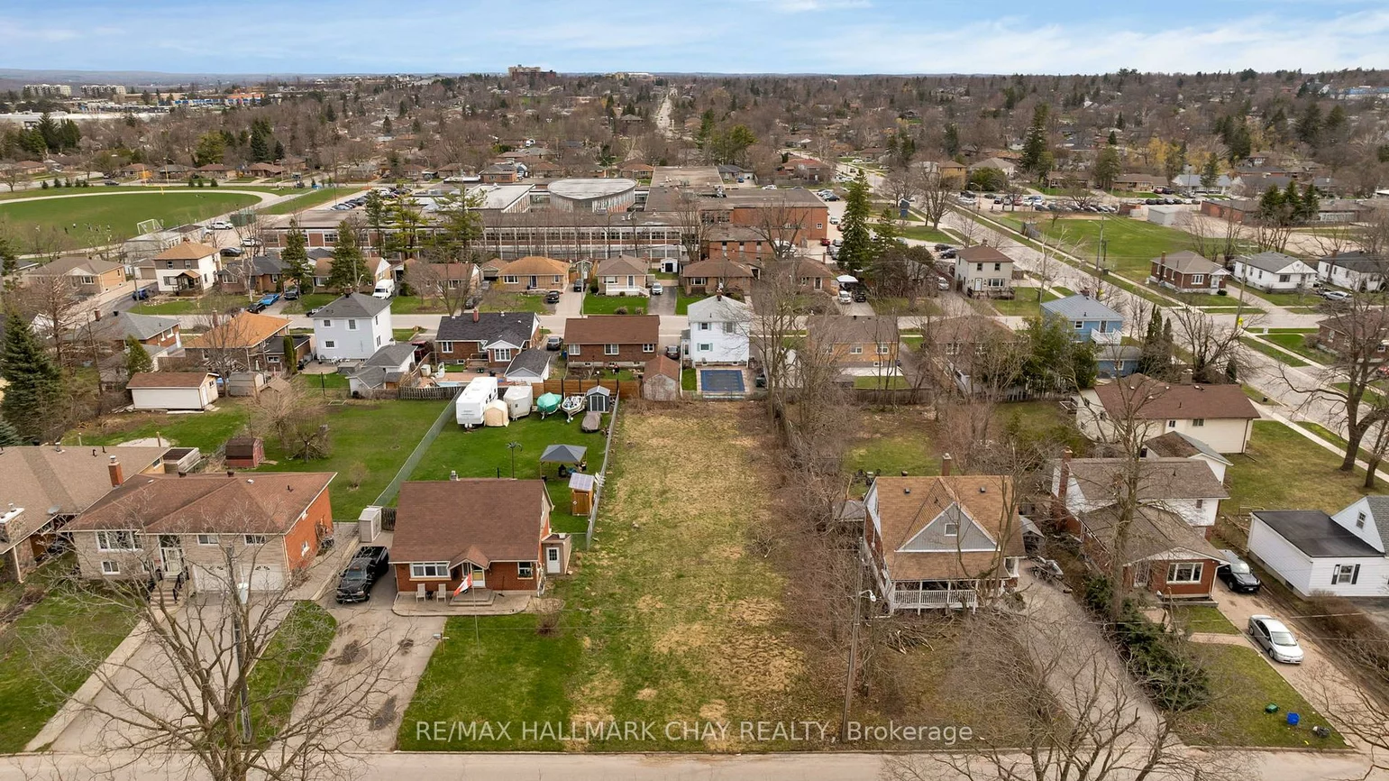 147, Peel, Wellington, Barrie