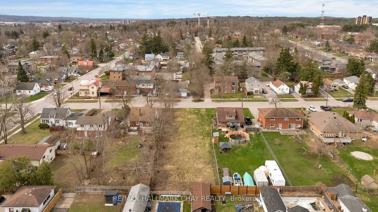 147, Peel, Wellington, Barrie