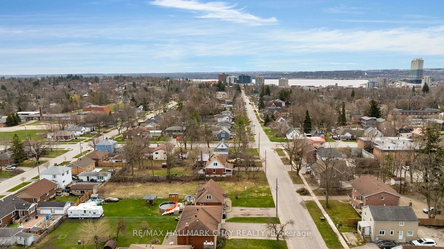 147, Peel, Wellington, Barrie