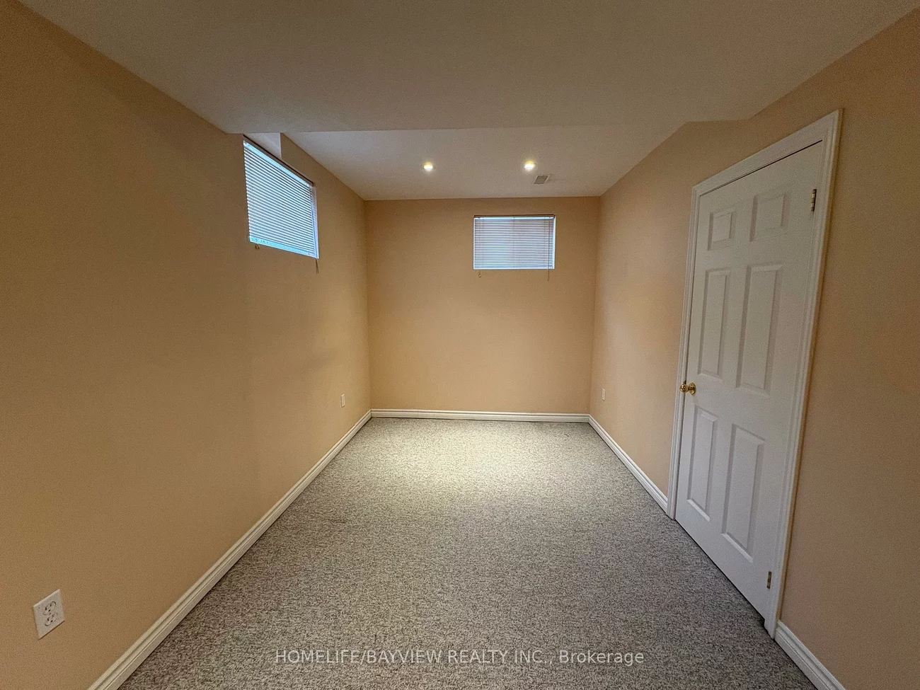 4, Quinlan, Georgian Drive, Barrie