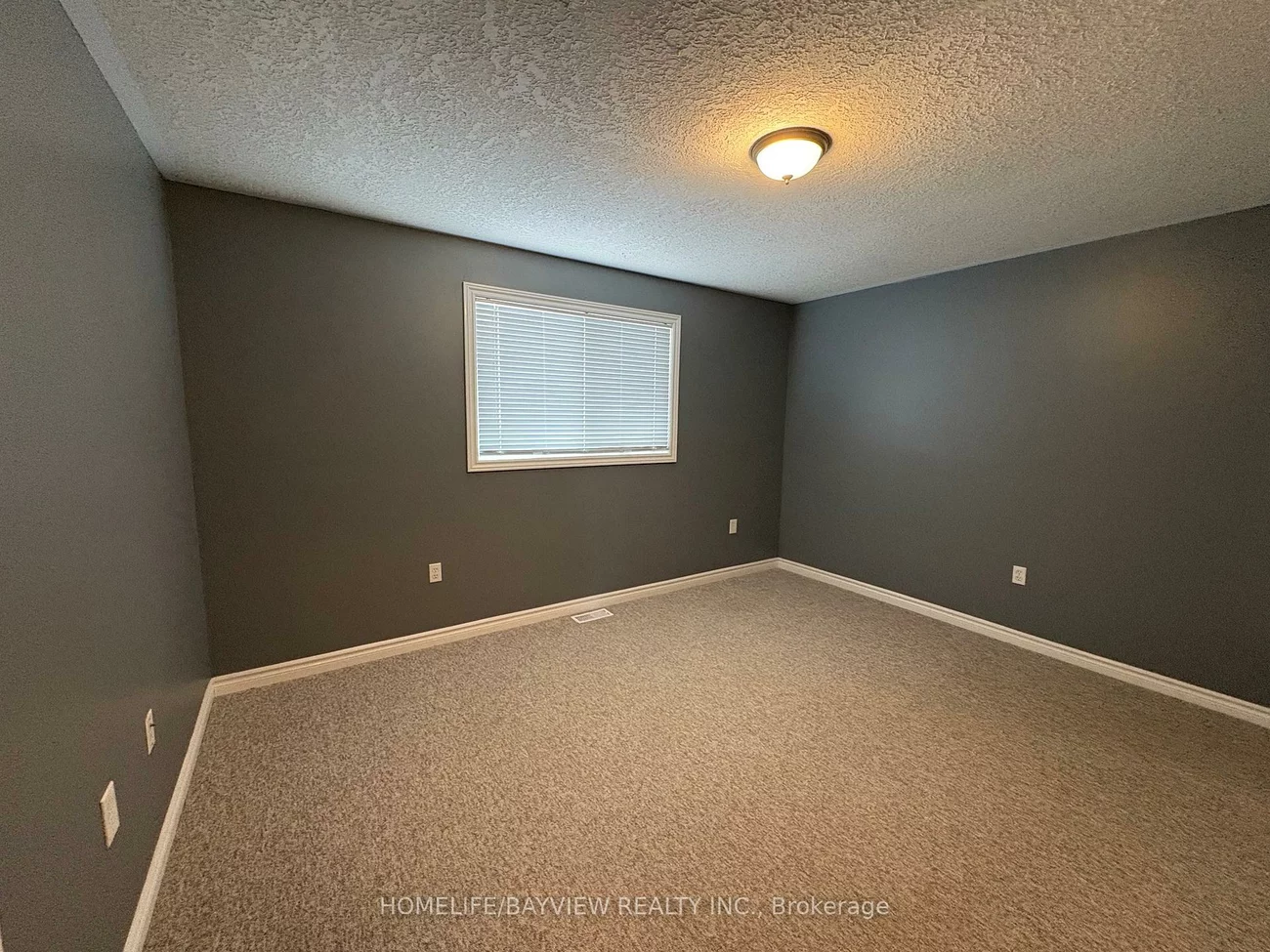 4, Quinlan, Georgian Drive, Barrie