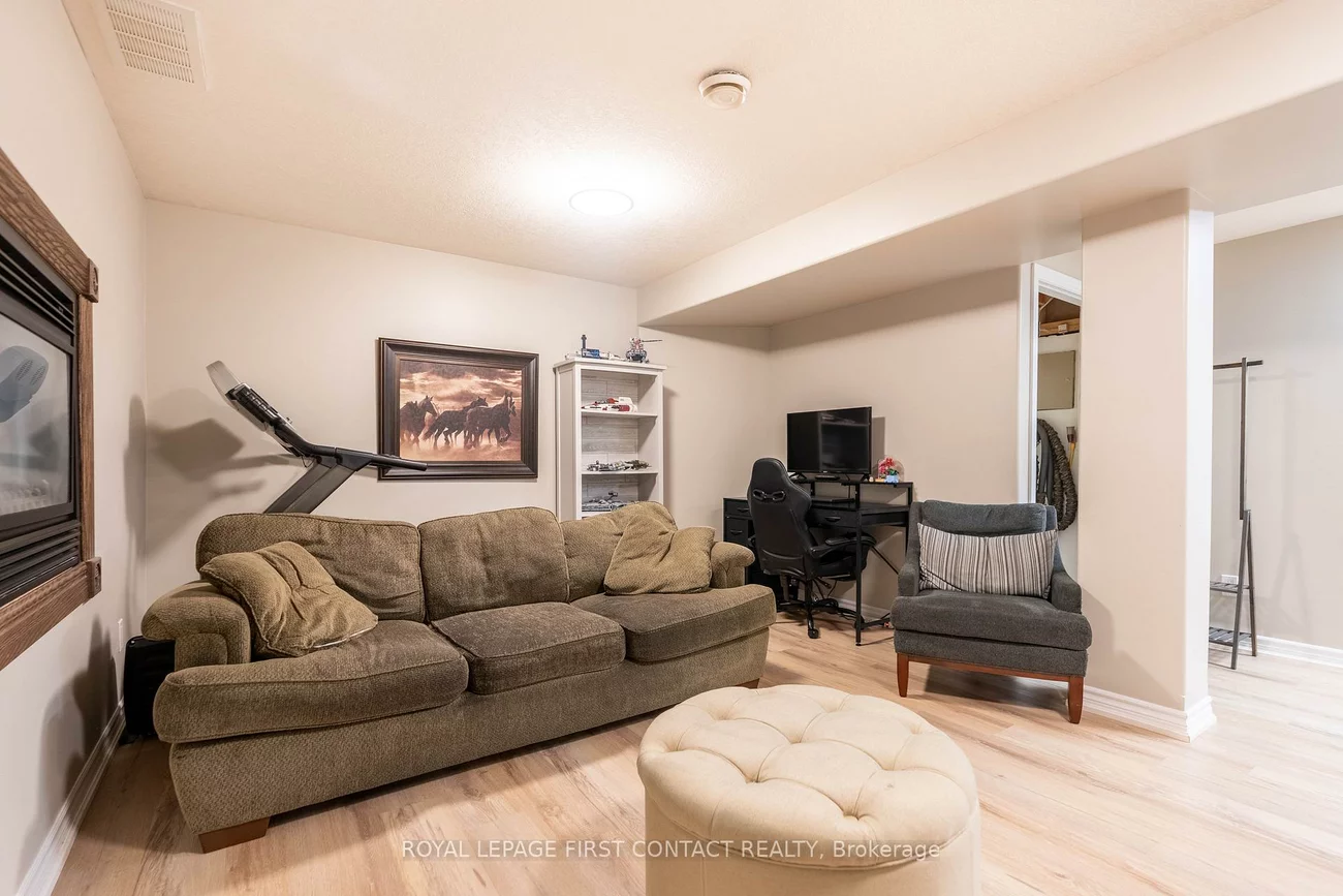 10, Wismer, Northwest, Barrie