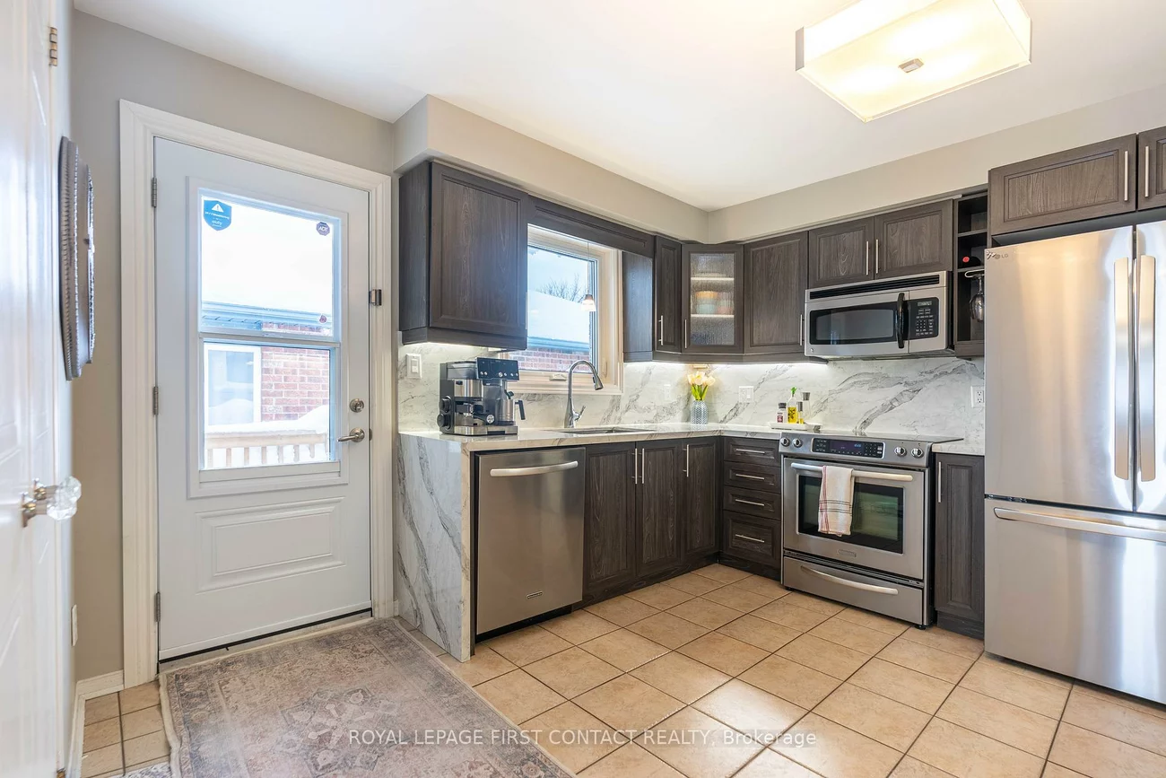 10, Wismer, Northwest, Barrie