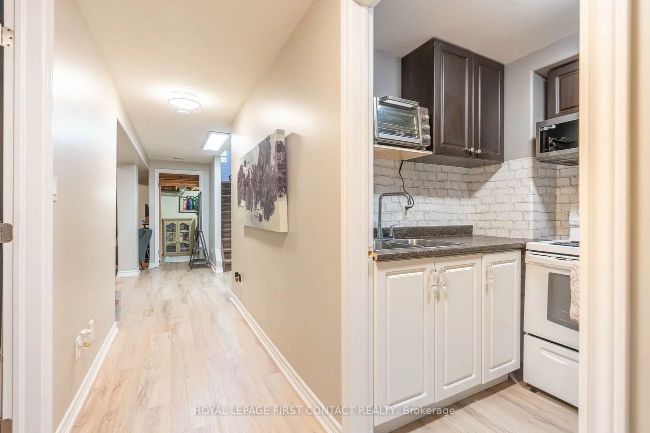 10, Wismer, Northwest, Barrie