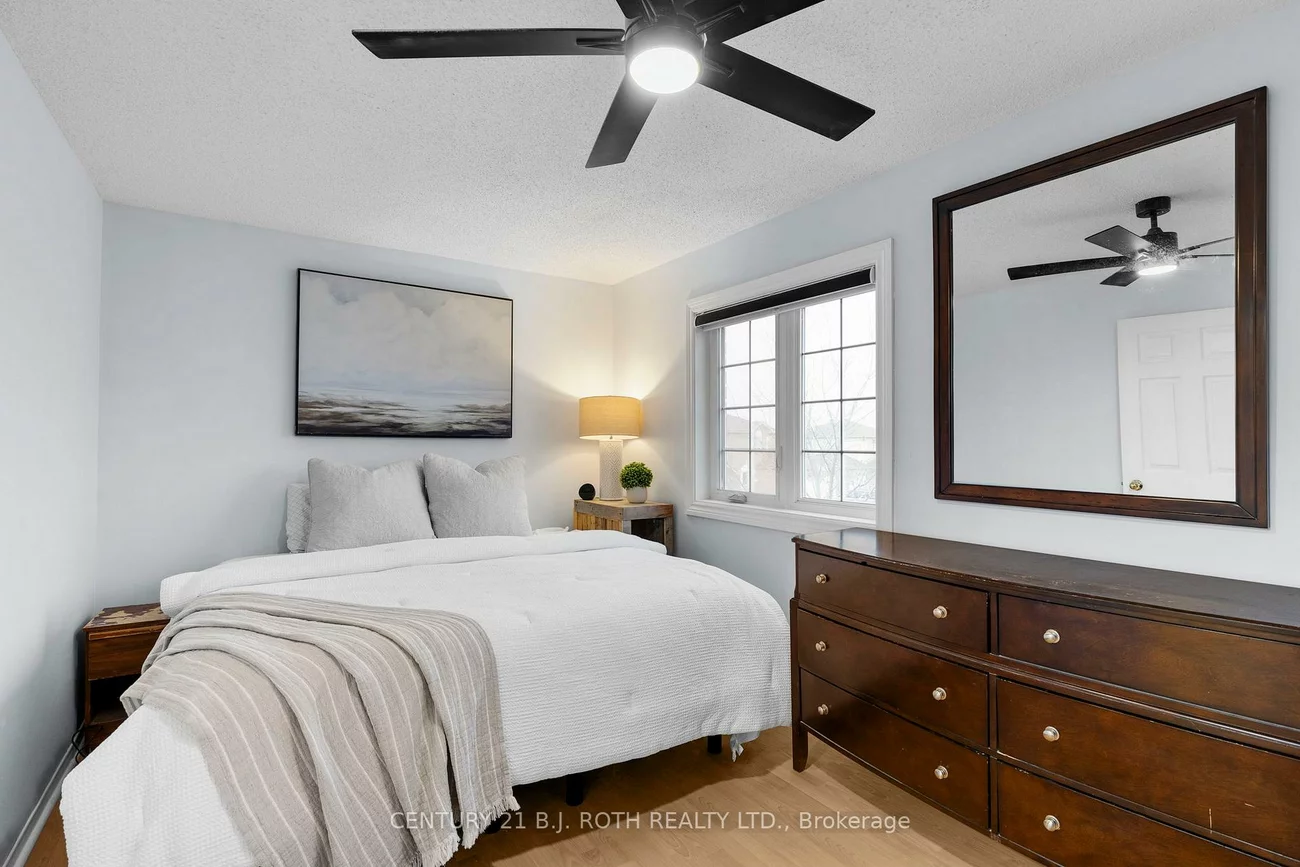 27, GOLDS, Holly, Barrie