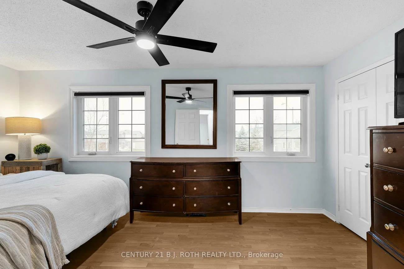 27, GOLDS, Holly, Barrie