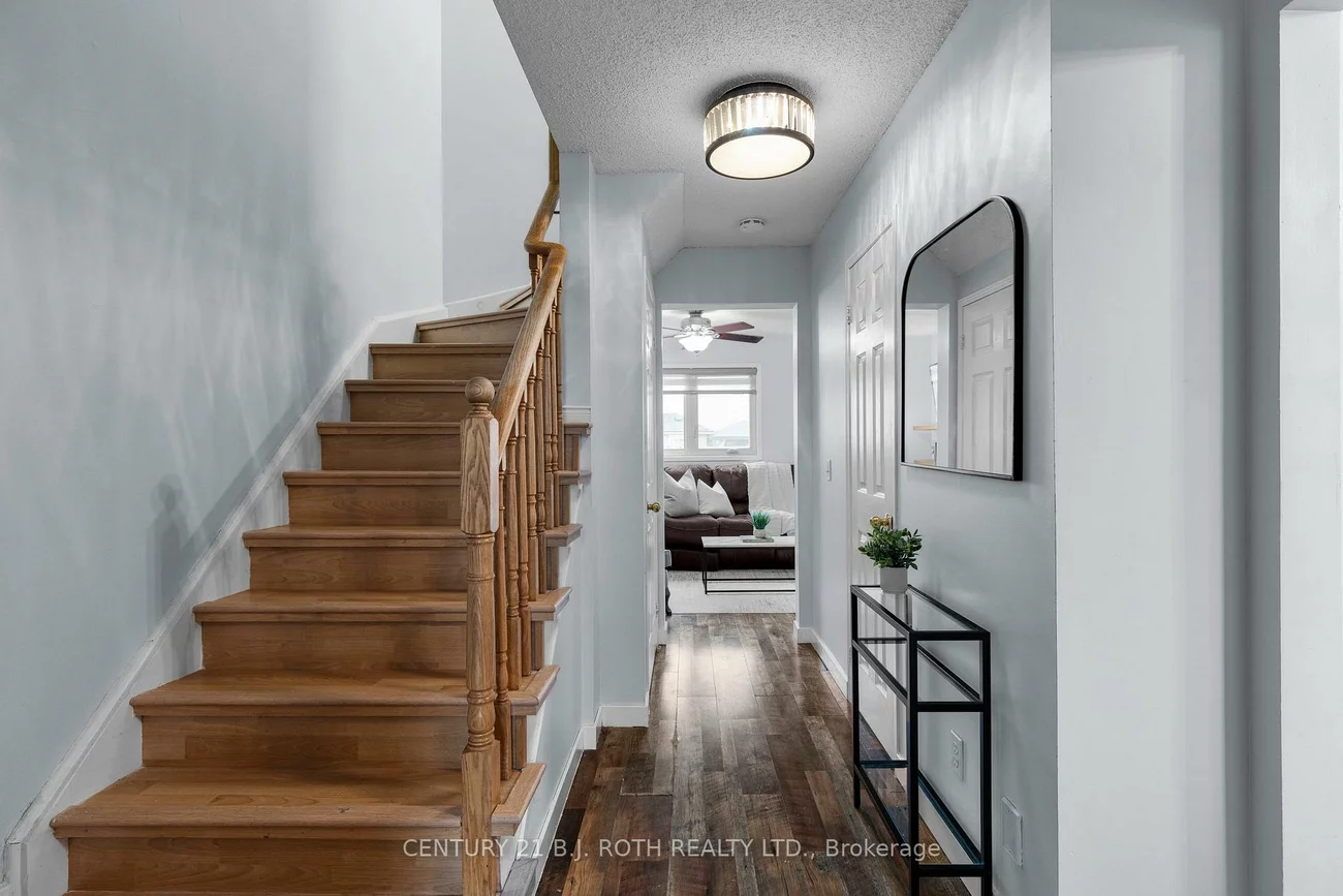 27, GOLDS, Holly, Barrie