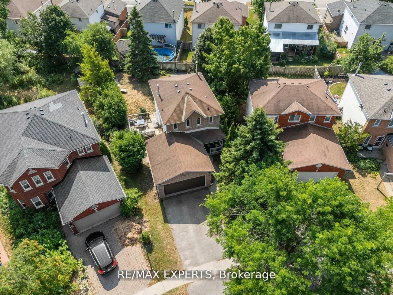 11, Penton, West Bayfield, Barrie