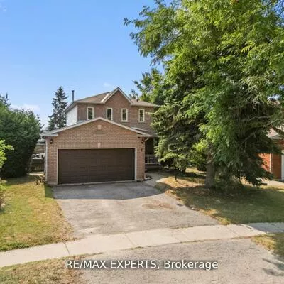 11, Penton, West Bayfield, Barrie