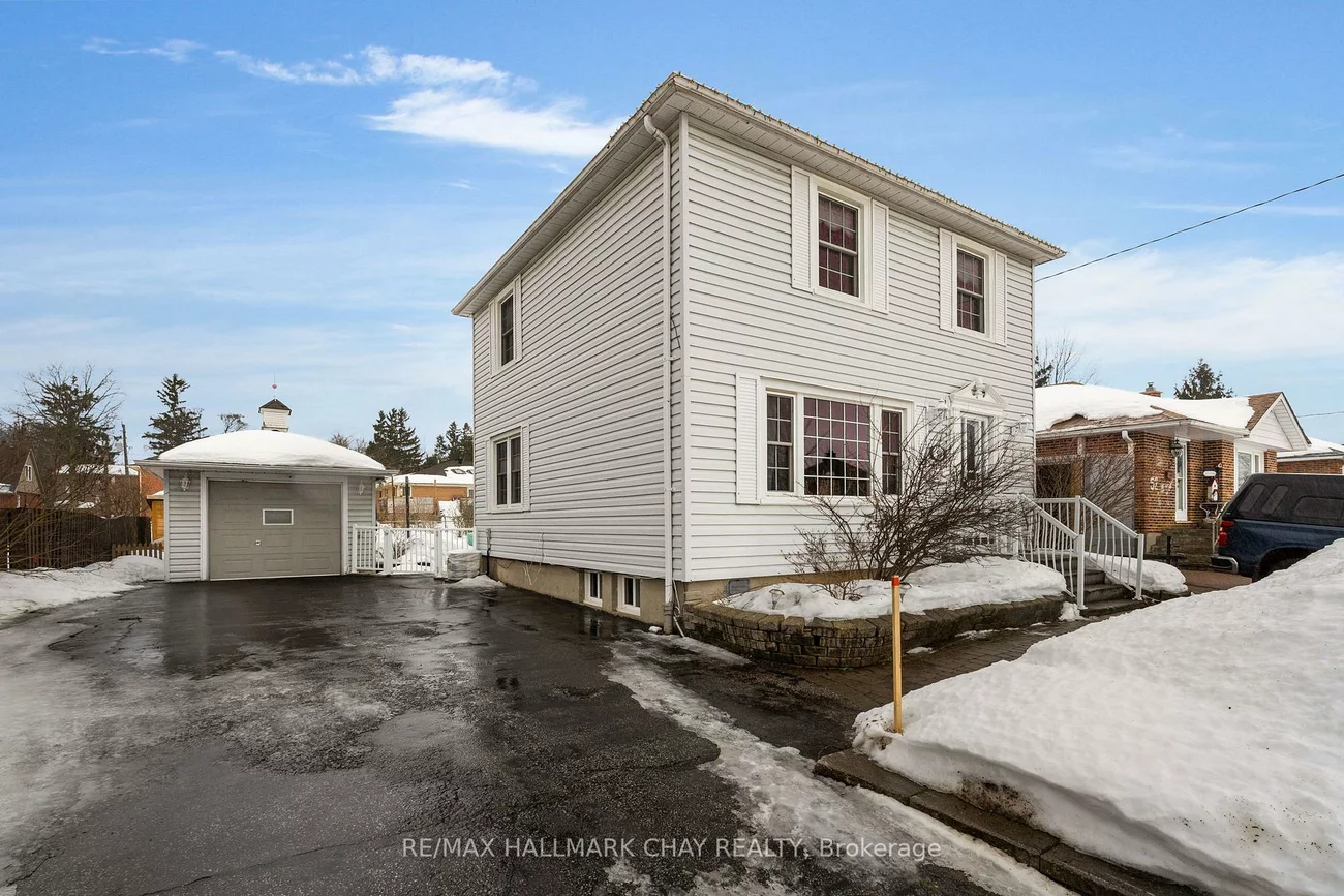 50, Newton, Wellington, Barrie