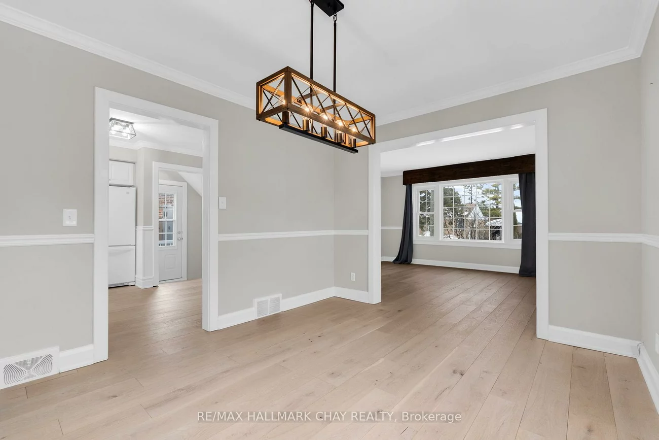 50, Newton, Wellington, Barrie