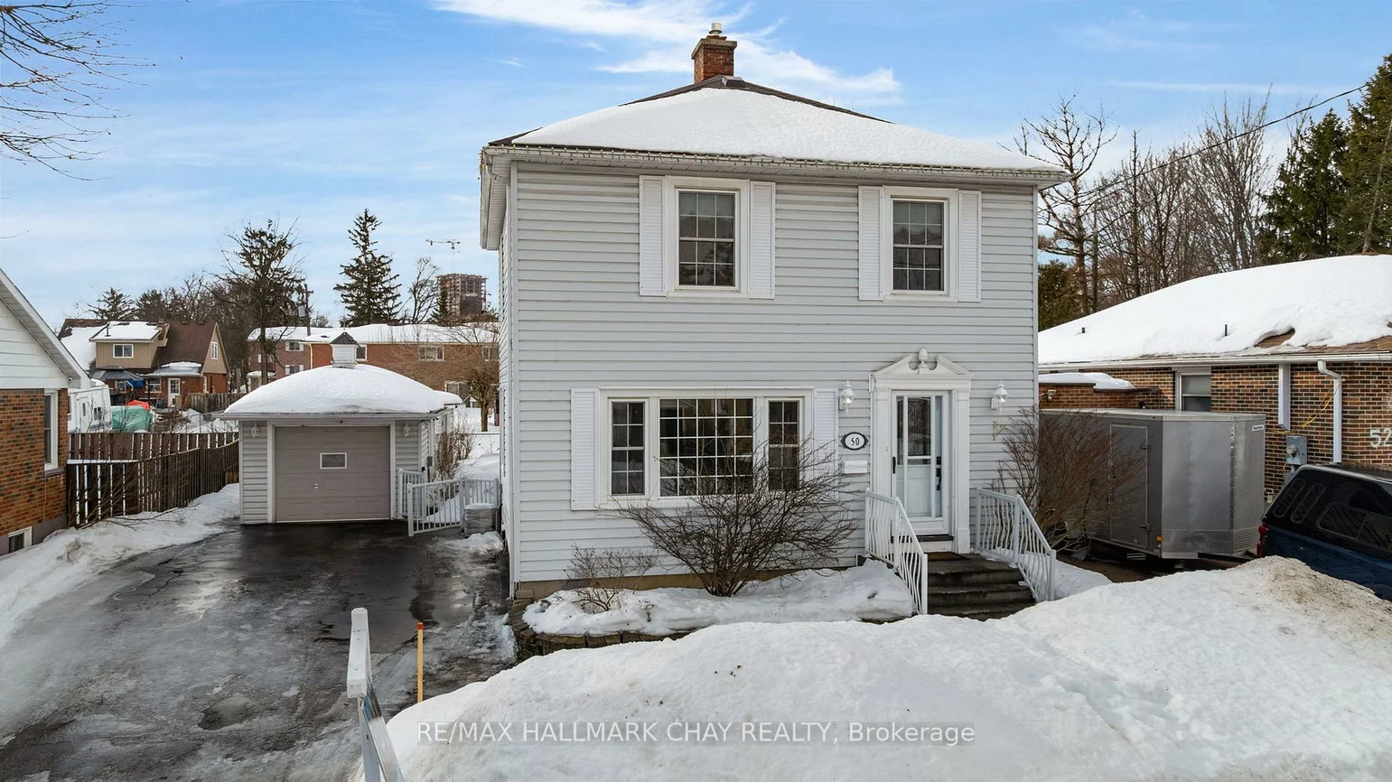 50, Newton, Wellington, Barrie