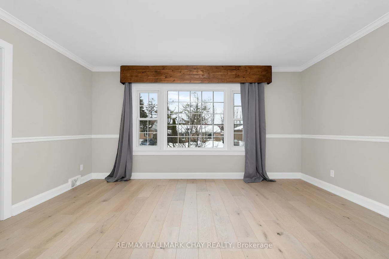 50, Newton, Wellington, Barrie