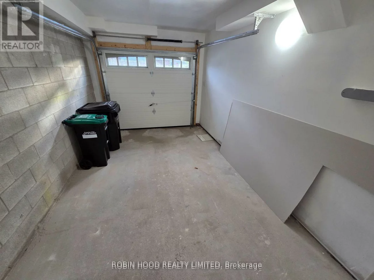 59, Scott, Letitia Heights, Barrie