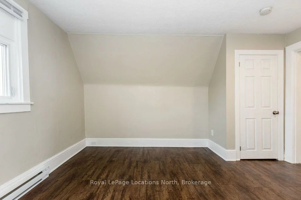 3, Peel, Wellington, Barrie