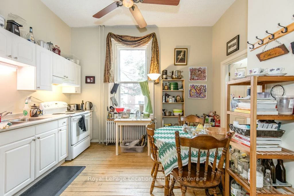 3, Peel, Wellington, Barrie