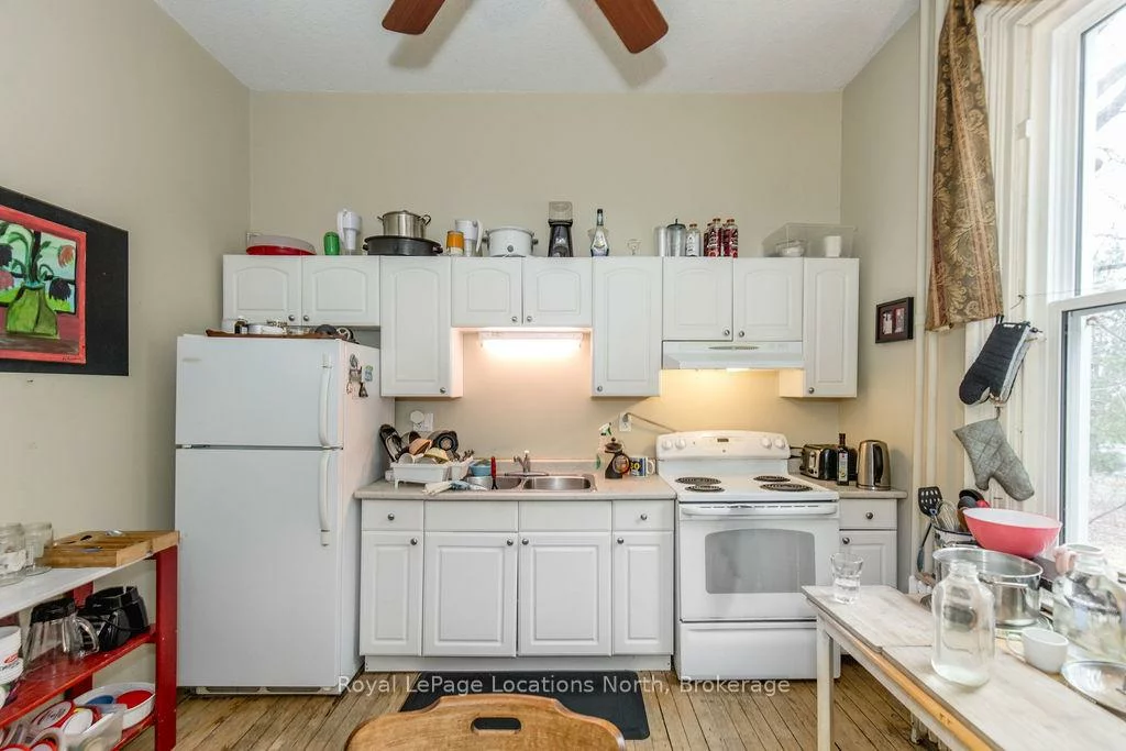 3, Peel, Wellington, Barrie