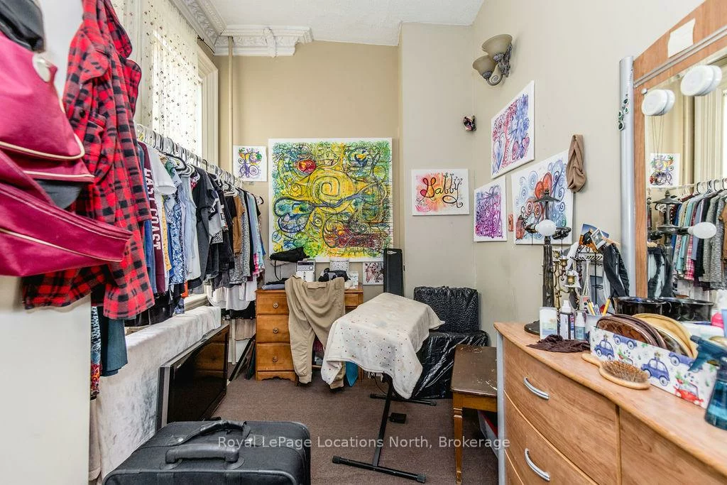 3, Peel, Wellington, Barrie