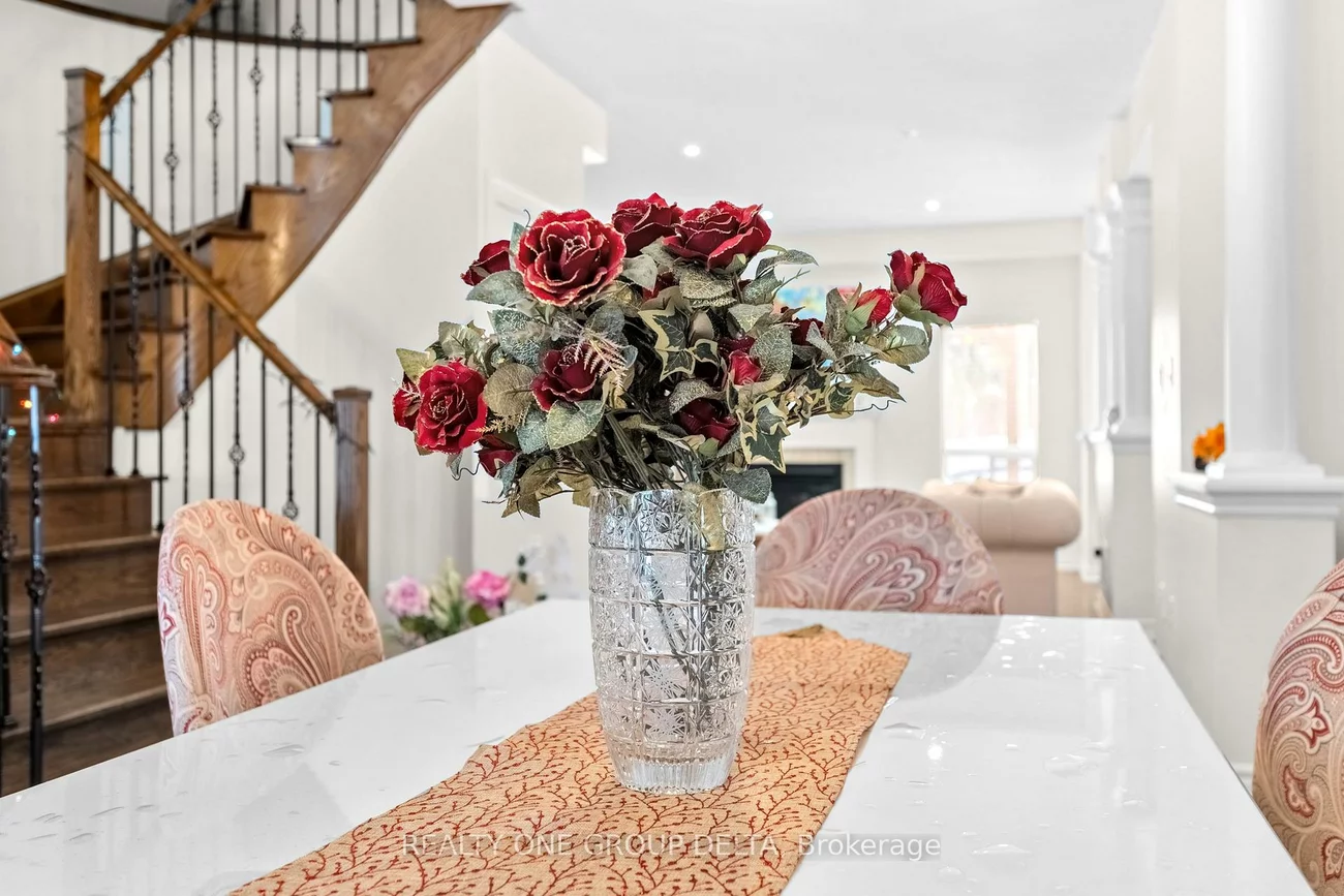 8, Charlemagne, Innis-Shore, Barrie