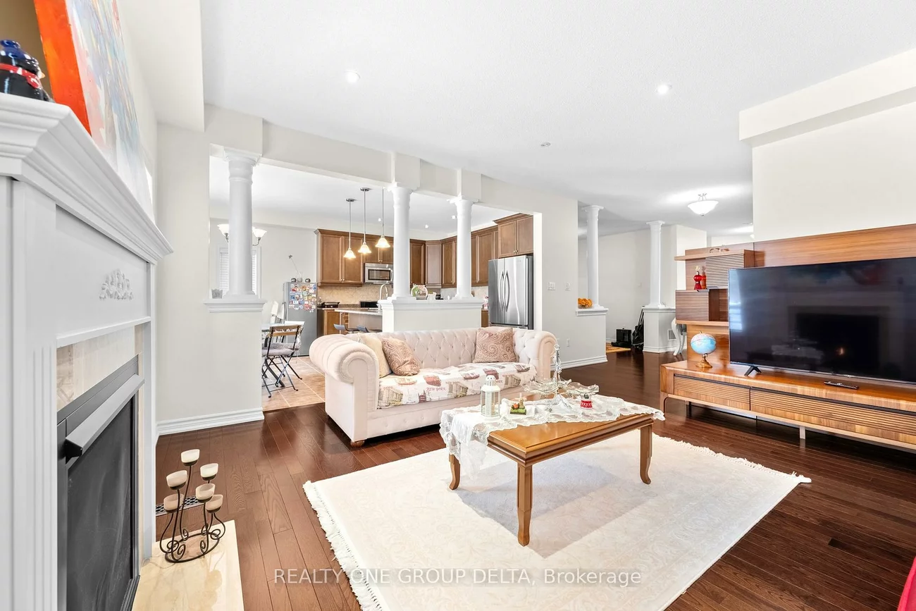 8, Charlemagne, Innis-Shore, Barrie