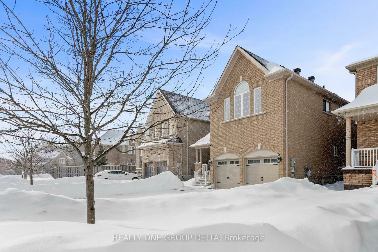 8, Charlemagne, Innis-Shore, Barrie