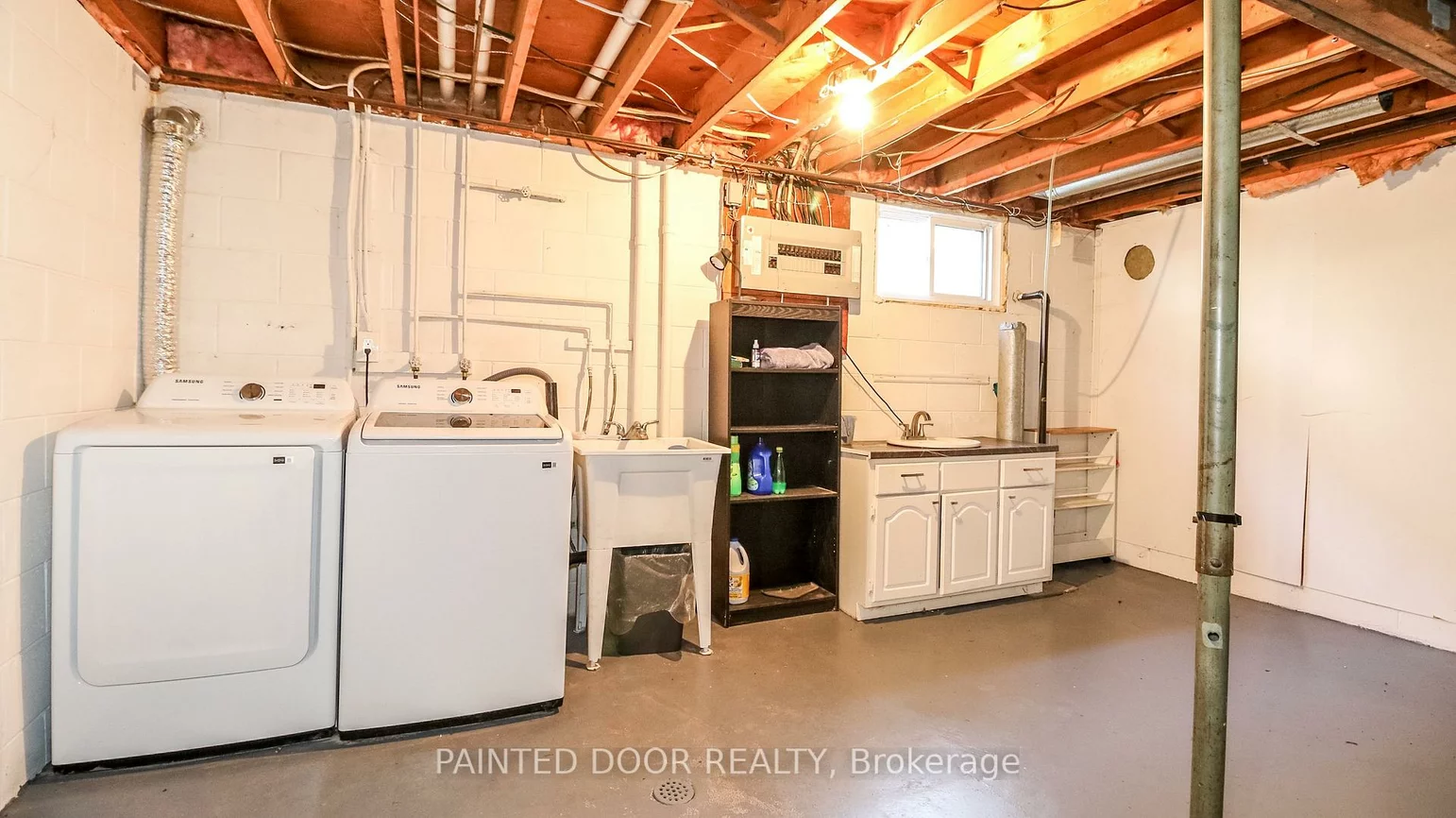 33B, Cundles, Cundles East, Barrie