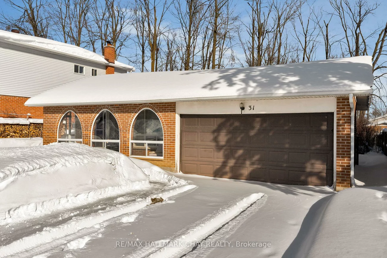 31, Springdale, Cundles East, Barrie