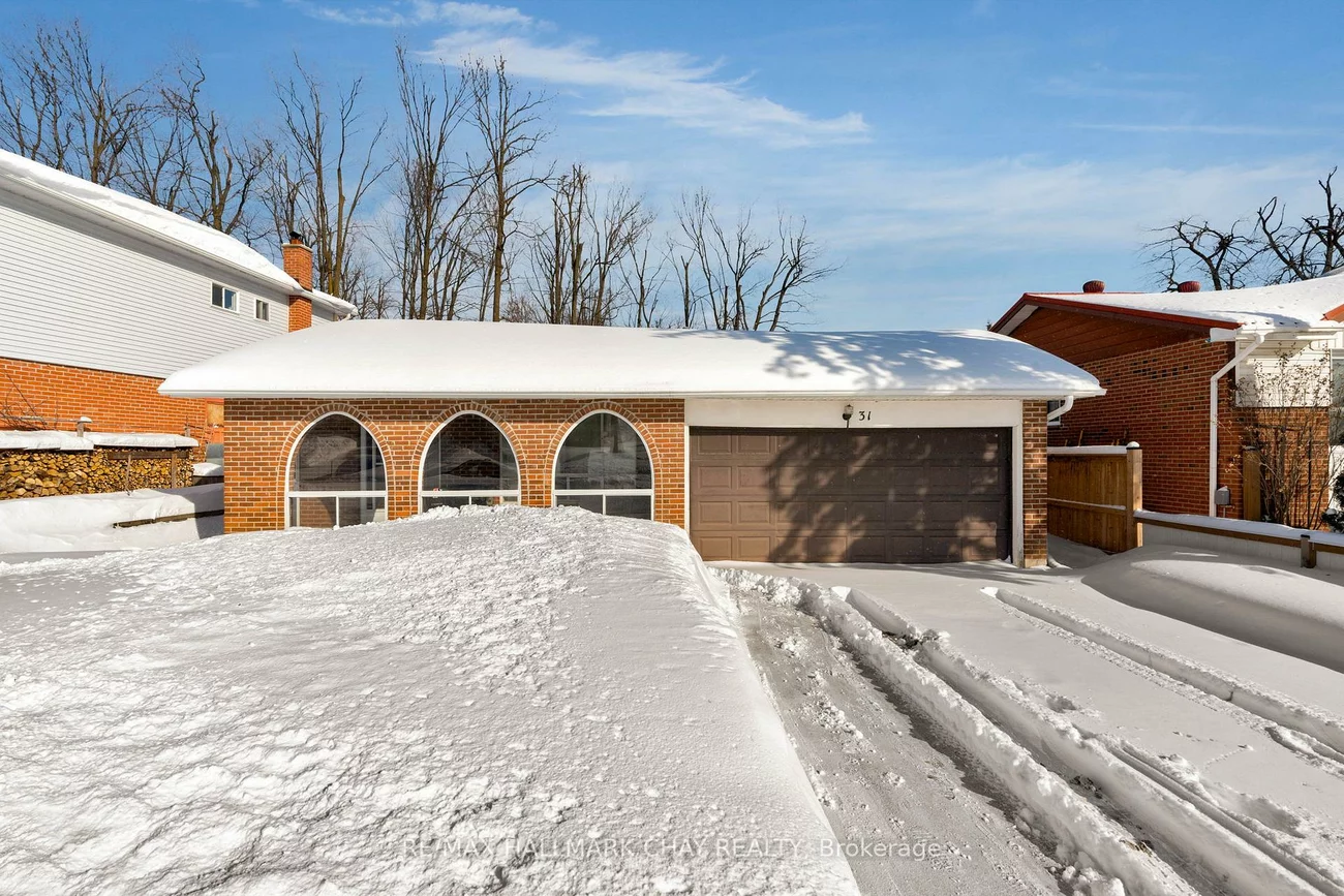 31, Springdale, Cundles East, Barrie