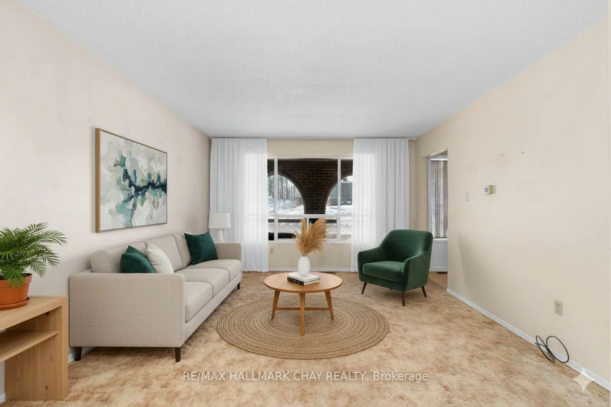 31, Springdale, Cundles East, Barrie