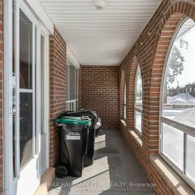 31, Springdale, Cundles East, Barrie