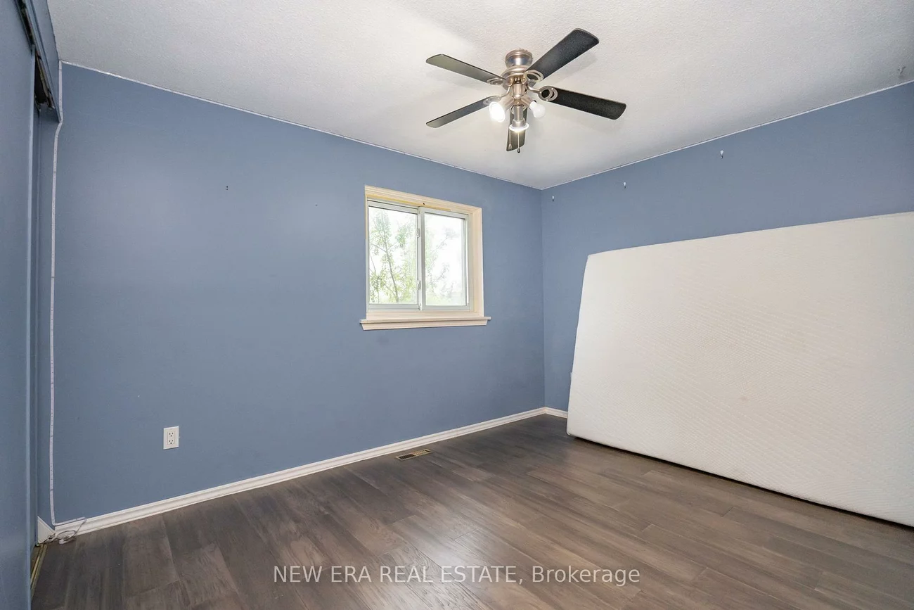 34, Lampman, Letitia Heights, Barrie