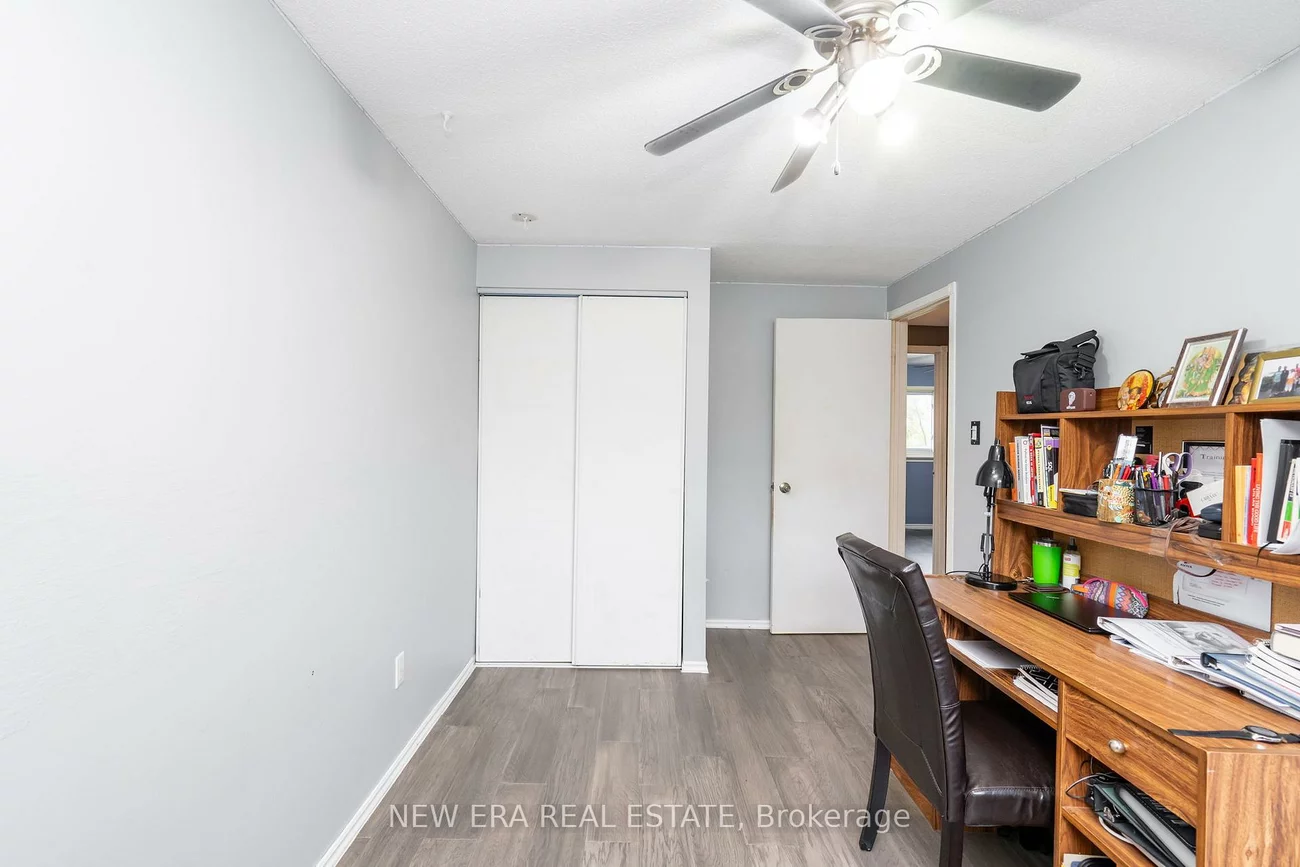 34, Lampman, Letitia Heights, Barrie