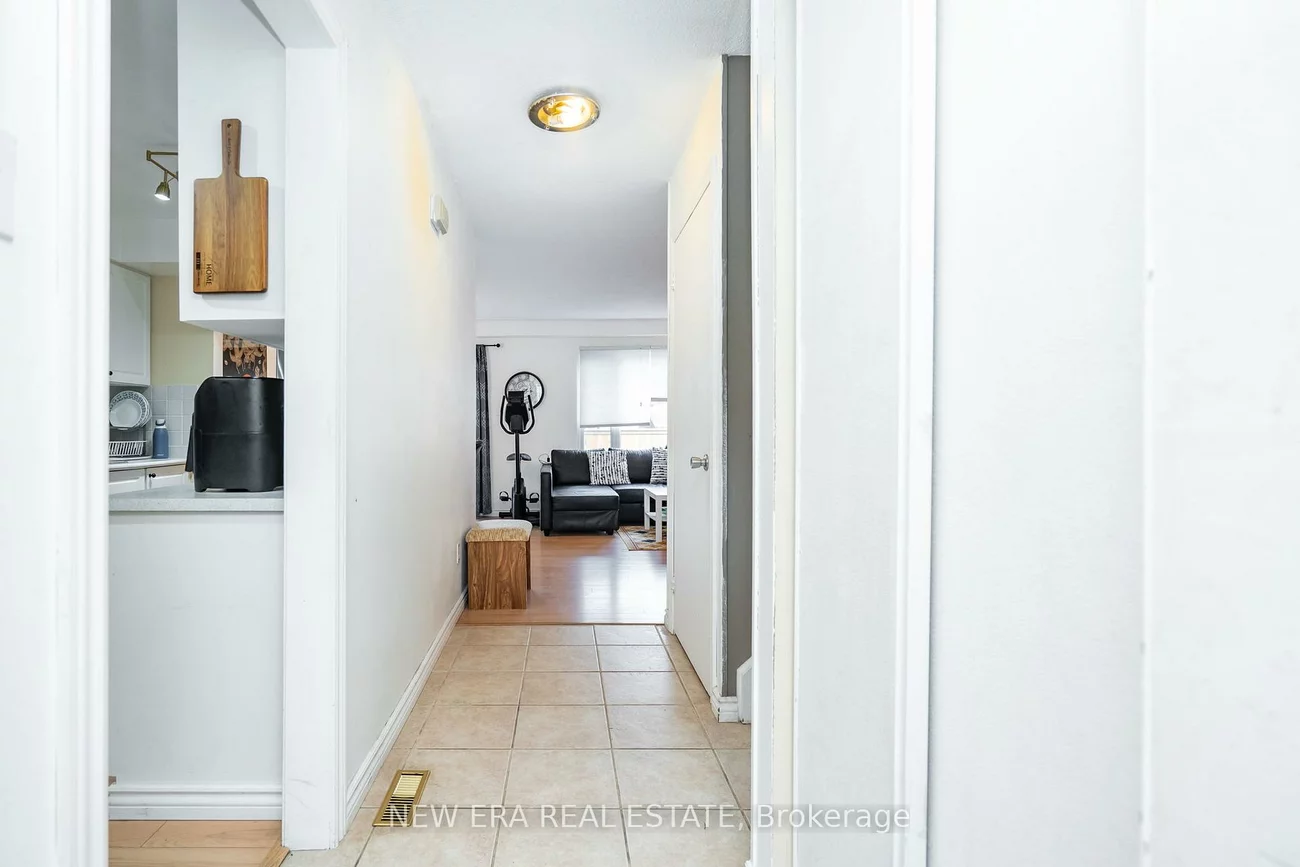 34, Lampman, Letitia Heights, Barrie