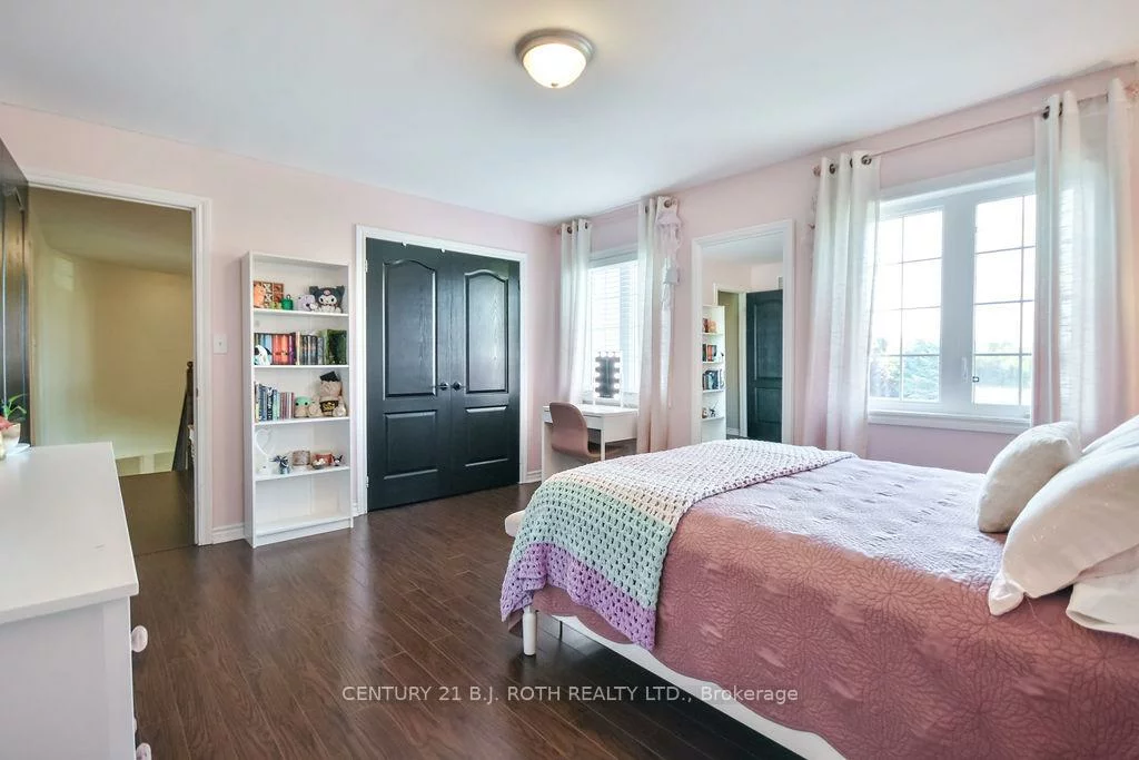 63, The Queensway, Innis-Shore, Barrie