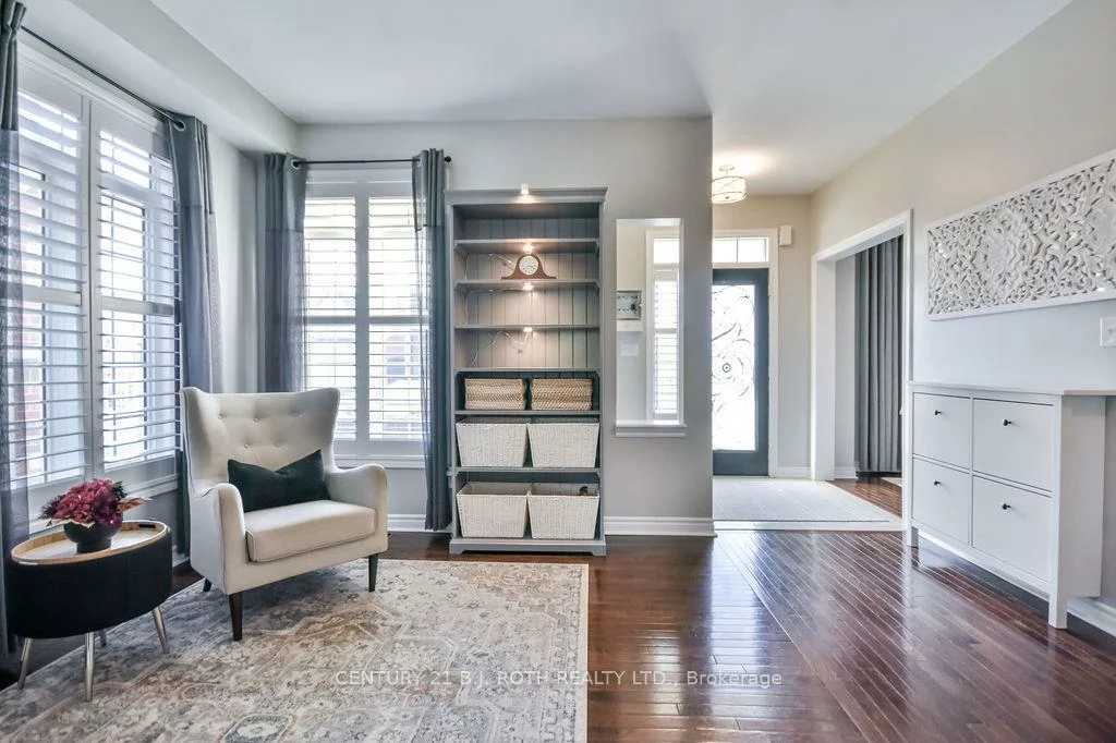 63, The Queensway, Innis-Shore, Barrie