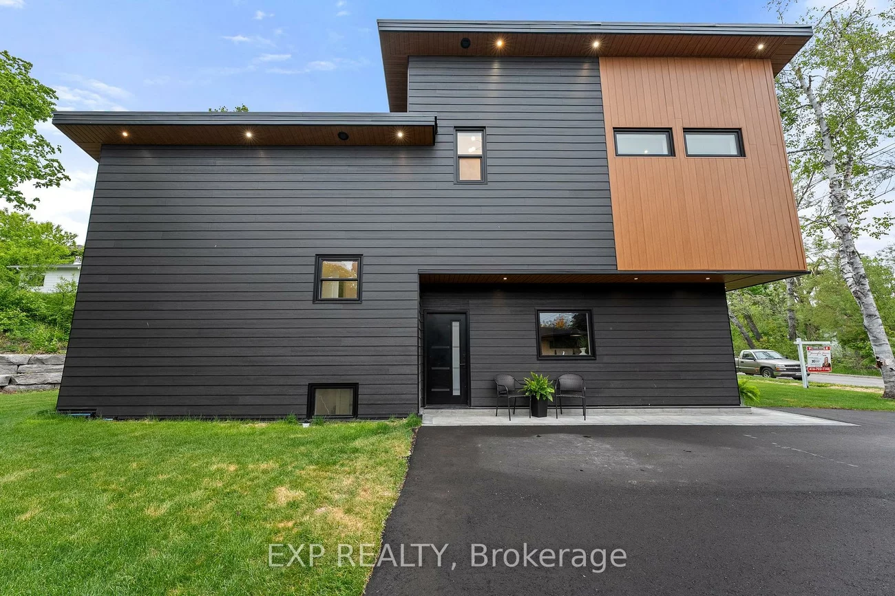 168, Berczy, Wellington, Barrie