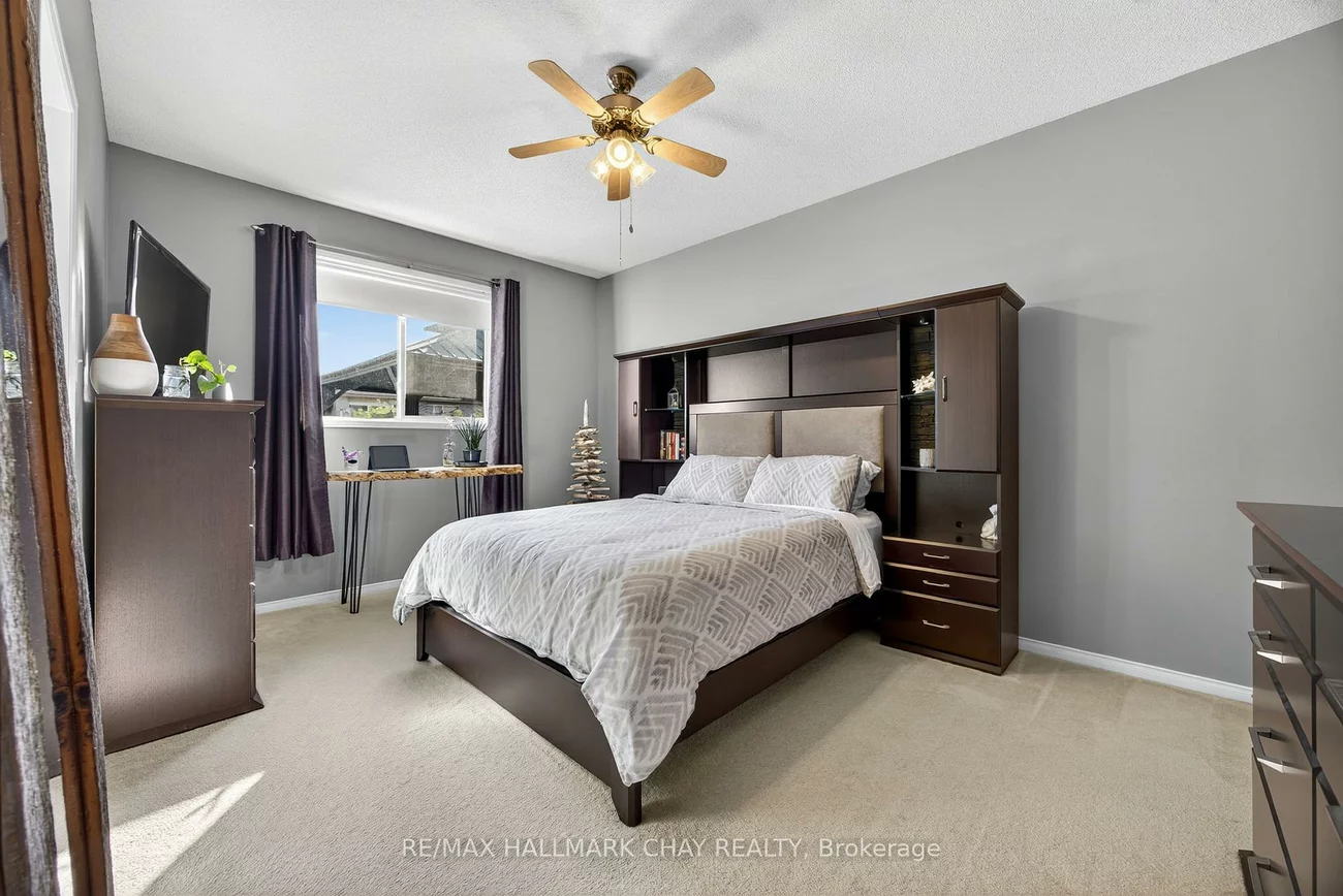 113, TUNBRIDGE, 400 East, Barrie