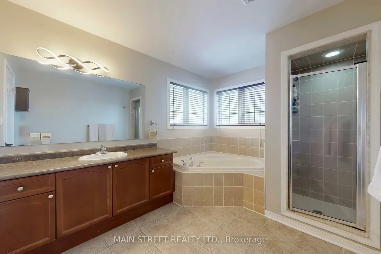 58, Tudor, Innis-Shore, Barrie