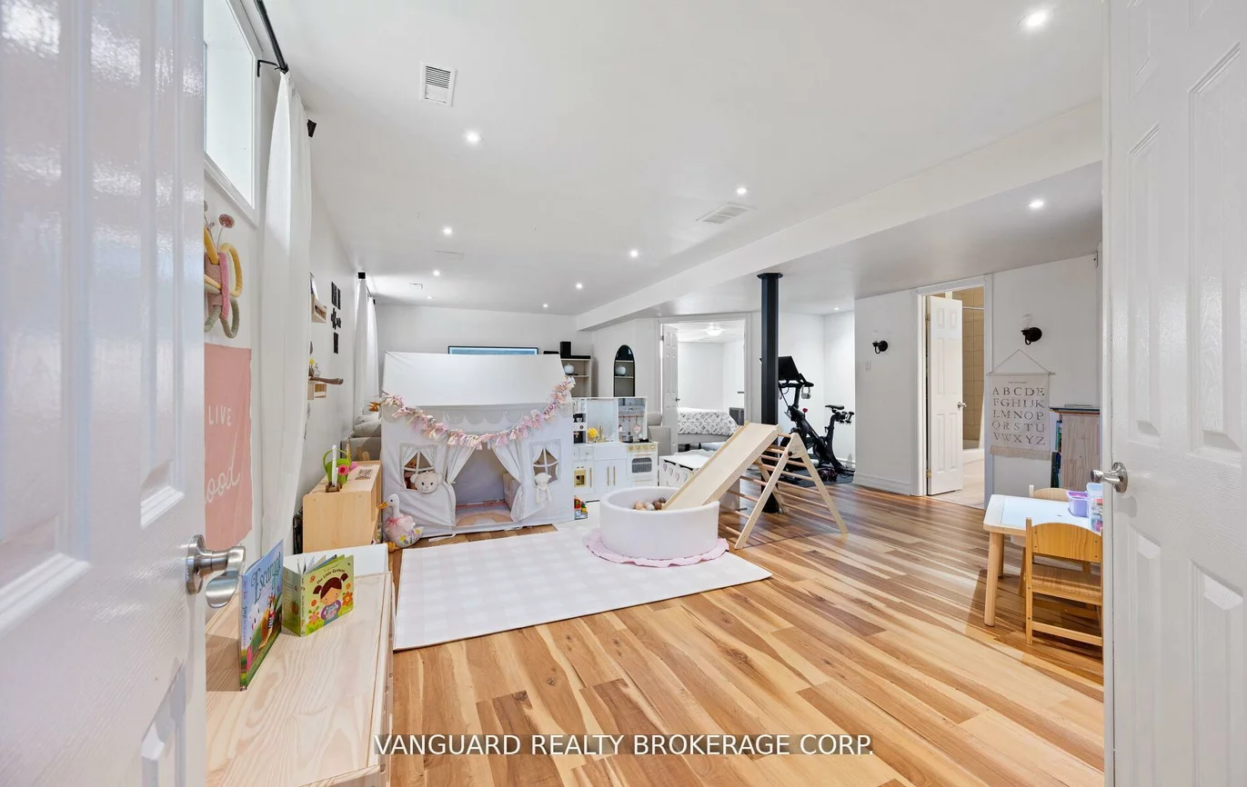 177, Sproule, Edgehill Drive, Barrie