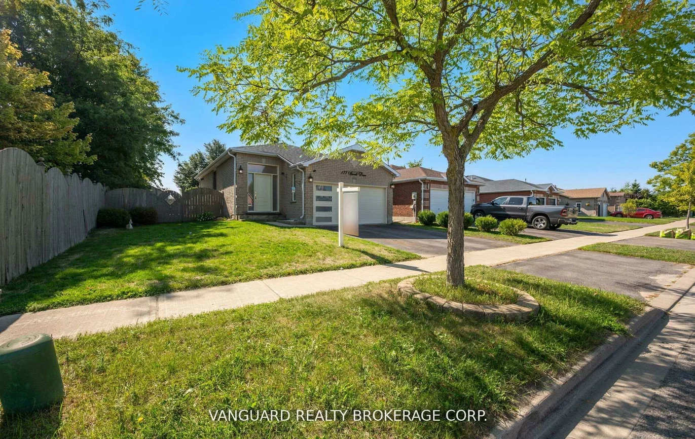 177, Sproule, Edgehill Drive, Barrie