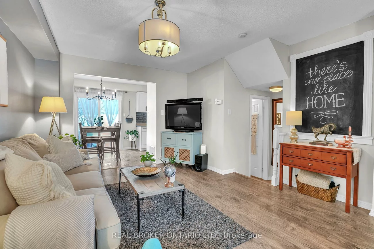 389, Ferndale, Ardagh, Barrie