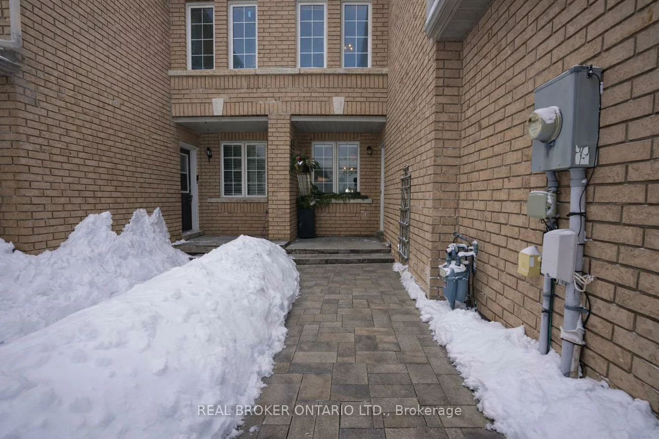 389, Ferndale, Ardagh, Barrie