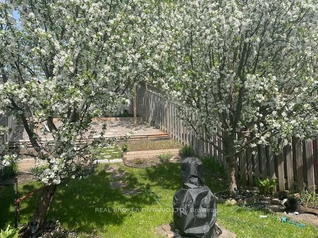 389, Ferndale, Ardagh, Barrie