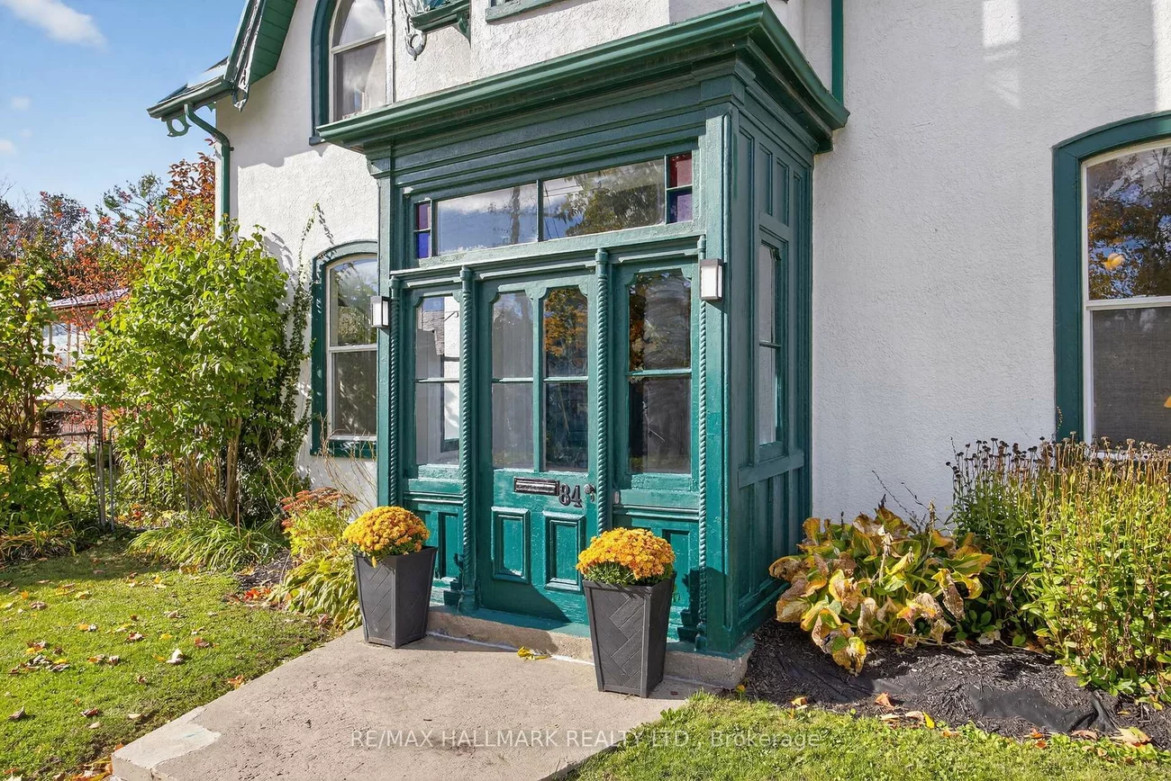 84, Wellington, Wellington, Barrie