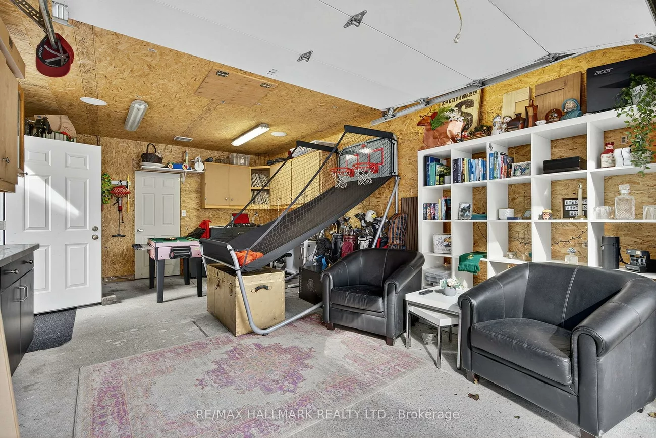 84, Wellington, Wellington, Barrie