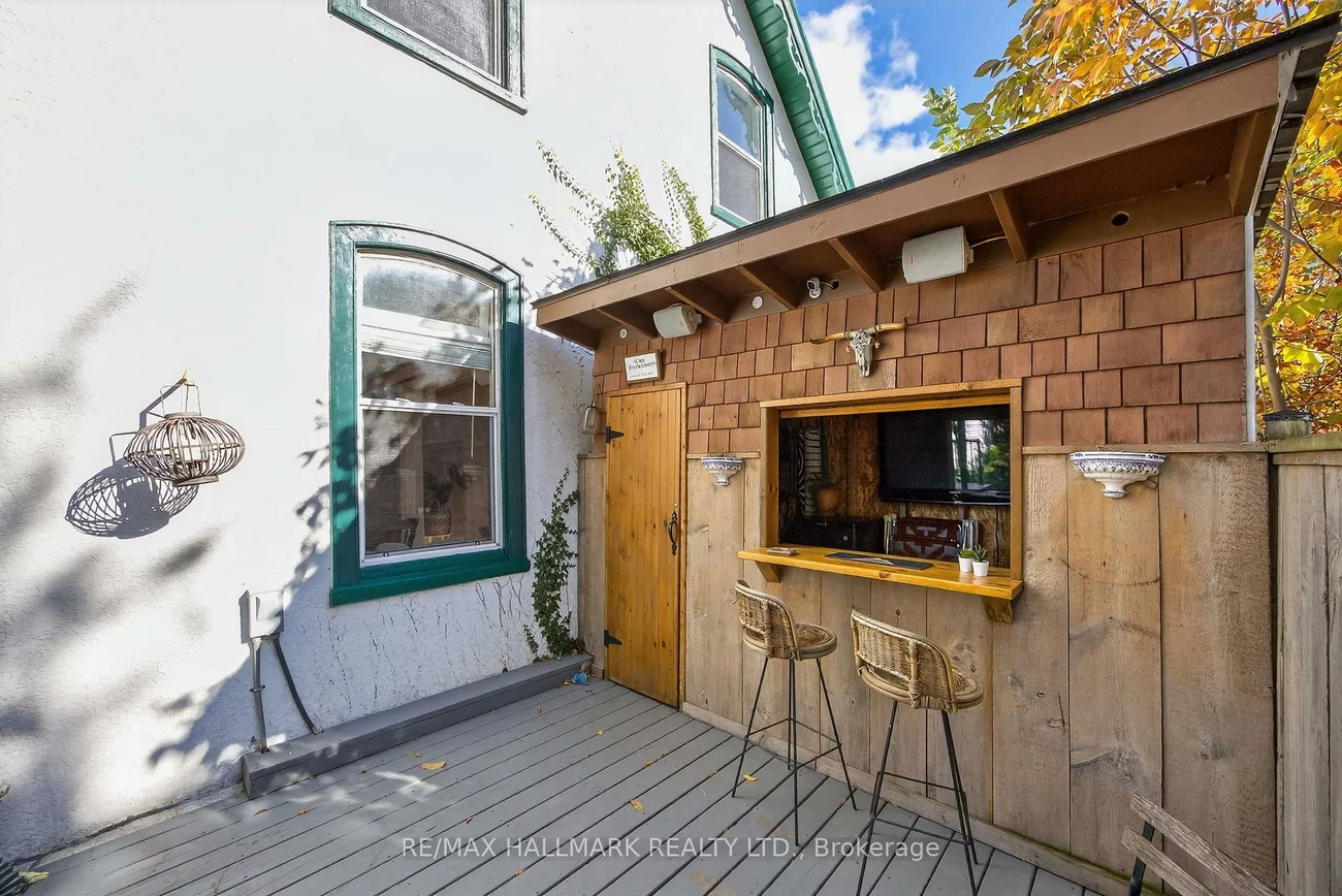 84, Wellington, Wellington, Barrie