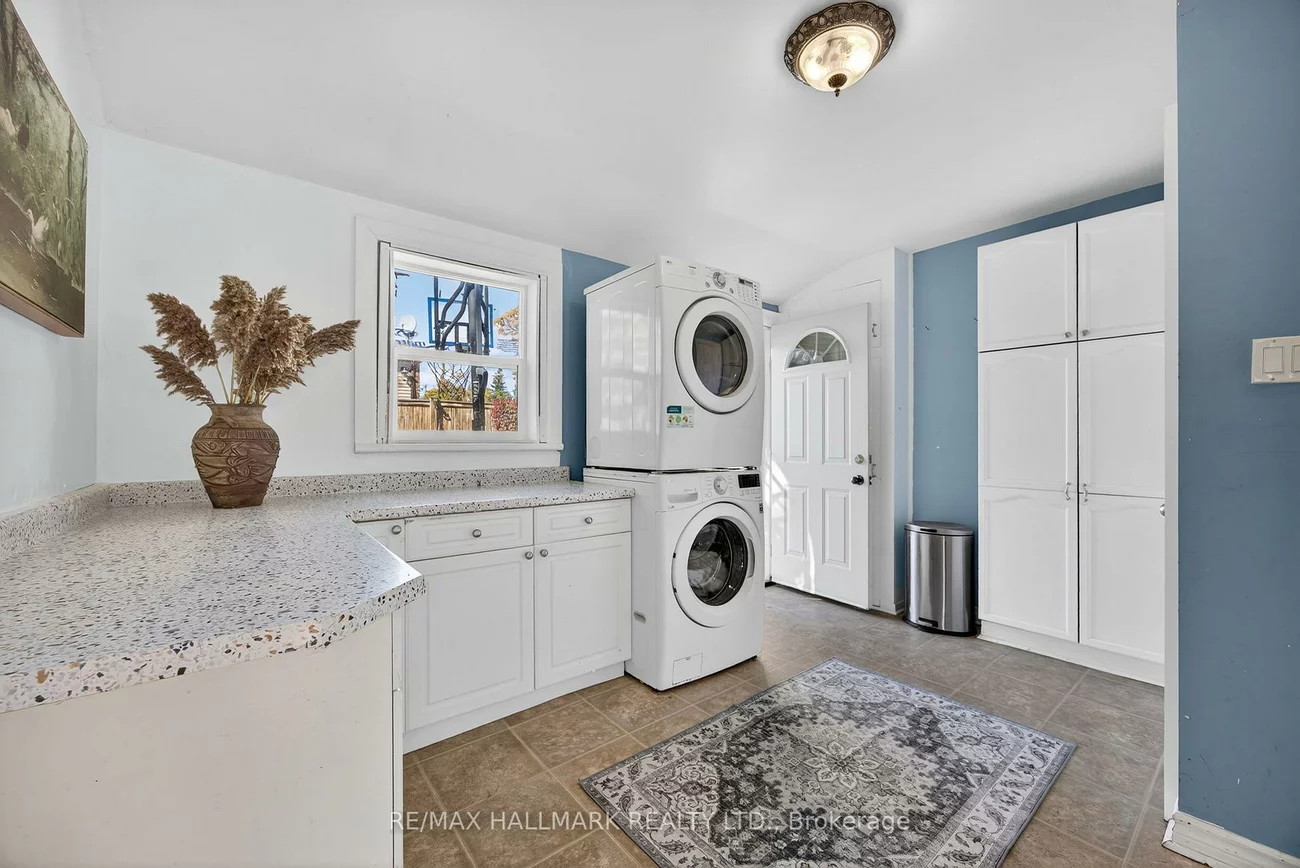 84, Wellington, Wellington, Barrie