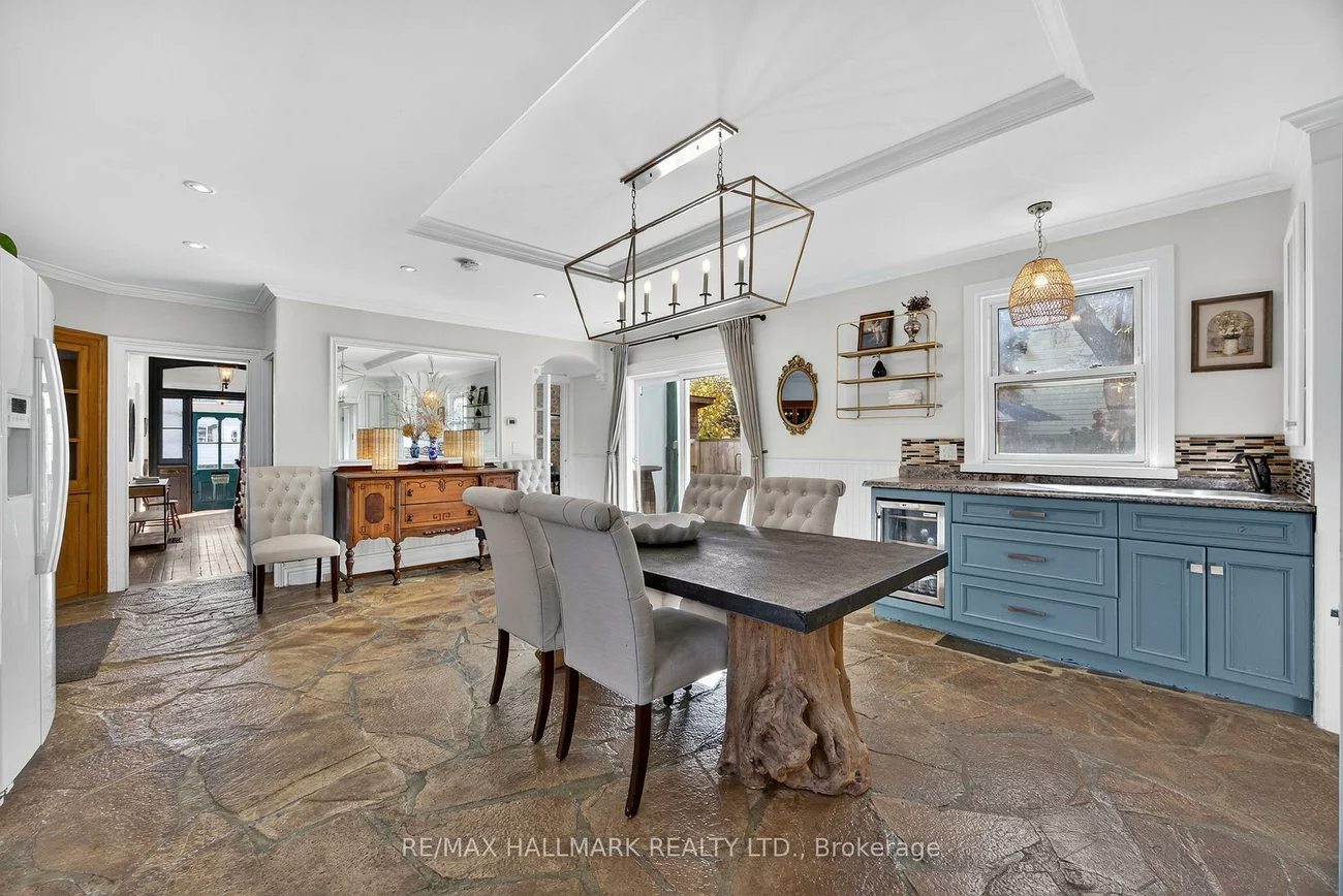 84, Wellington, Wellington, Barrie